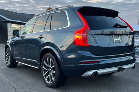 More photos of 2018 Volvo XC90 T5 Momentum at AutoGiant USA Indianapolis, IN