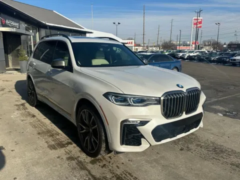 White 2021 BMW X7 M50i for sale in Indianapolis, IN