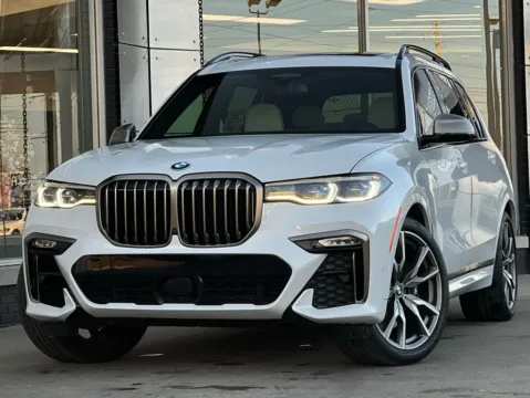 Photos of 2021 BMW X7 M50i for sale in Indianapolis, IN at AutoGiant USA Indianapolis