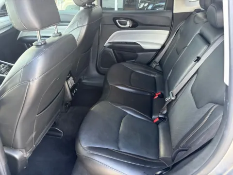 More photos of 2022 Jeep Compass Limited at AutoGiant USA Indianapolis, IN