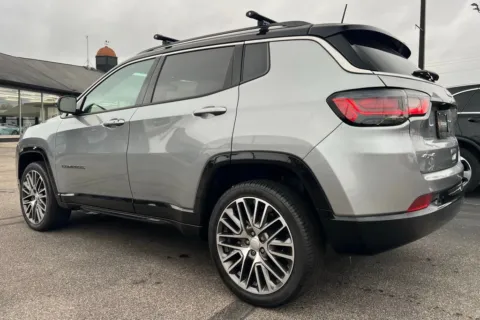 More photos of 2022 Jeep Compass Limited at AutoGiant USA Indianapolis, IN
