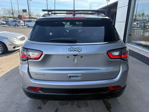 More photos of 2022 Jeep Compass Limited at AutoGiant USA Indianapolis, IN