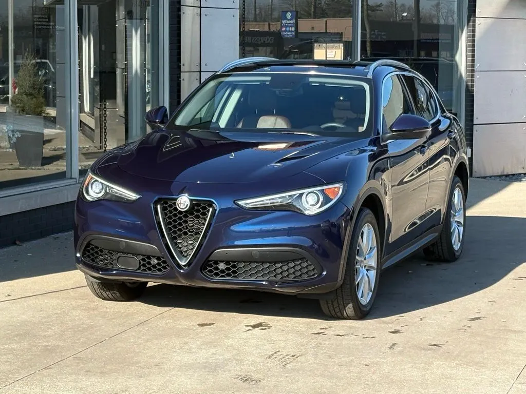 Blue 2018 Alfa Romeo Stelvio Ti for sale in Indianapolis, IN