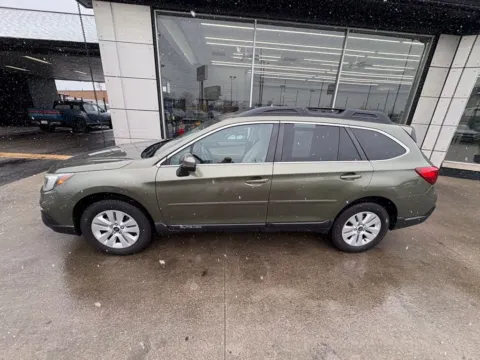 Photos of 2019 Subaru Outback 2.5i Premium for sale in Indianapolis, IN at AutoGiant USA Indianapolis