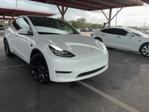 Photos of 2020 Tesla Model Y Performance for sale in Indianapolis, IN at AutoGiant USA Indianapolis