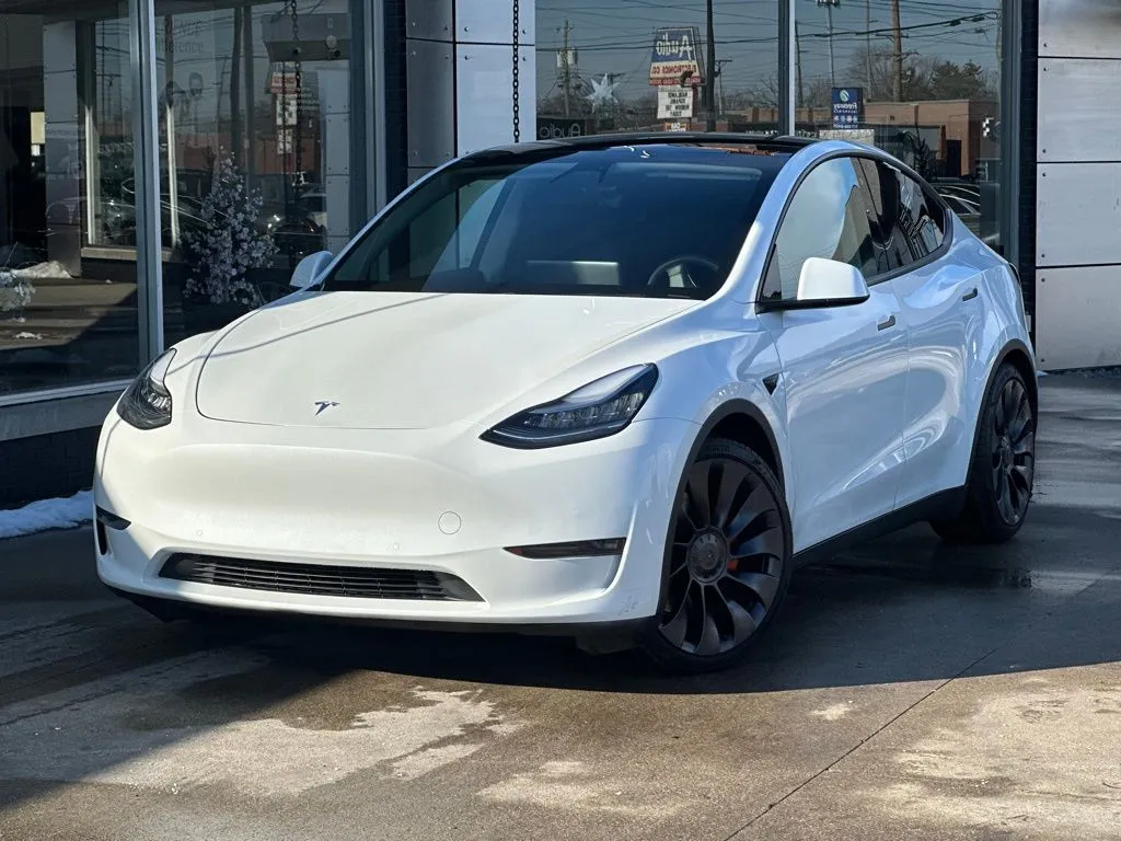 2020 Tesla Model Y Performance's photo