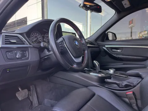 Photos of 2018 BMW 3 Series 330i for sale in Indianapolis, IN at AutoGiant USA Indianapolis