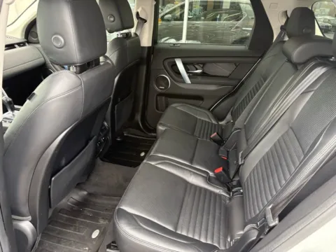 More photos of 2020 Land Rover Discovery Sport S at AutoGiant USA Indianapolis, IN