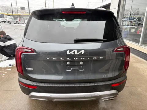 More photos of 2022 Kia Telluride S at AutoGiant USA Indianapolis, IN