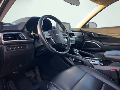 Photos of 2022 Kia Telluride S for sale in Indianapolis, IN at AutoGiant USA Indianapolis