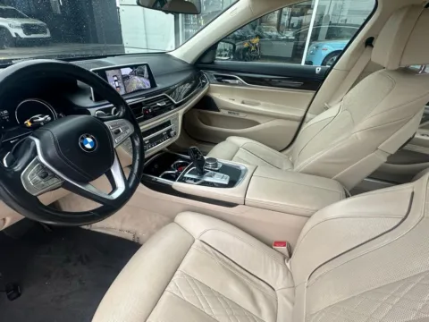 Photos of 2016 BMW 7 Series 740i for sale in Indianapolis, IN at AutoGiant USA Indianapolis