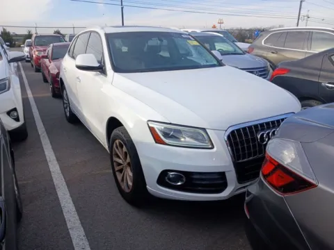 Photos of 2016 Audi Q5 2.0T Premium for sale in Indianapolis, IN at AutoGiant USA Indianapolis