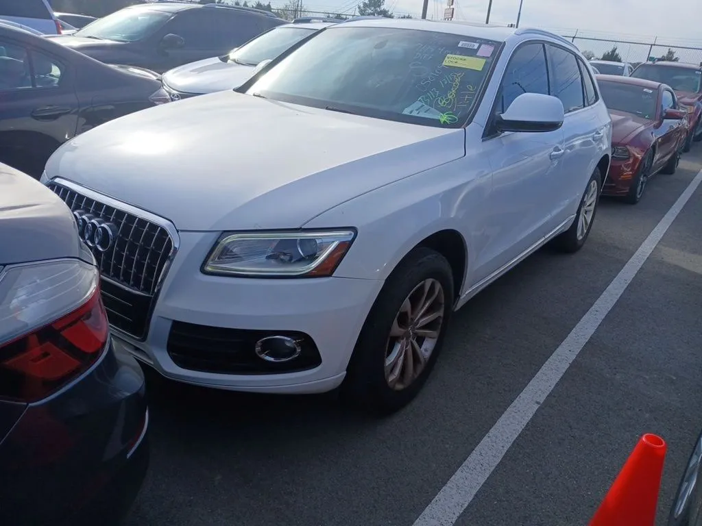 White 2016 Audi Q5 2.0T Premium for sale in Indianapolis, IN