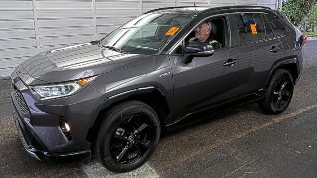 Gray 2020 Toyota RAV4 Hybrid XSE for sale in Indianapolis, IN