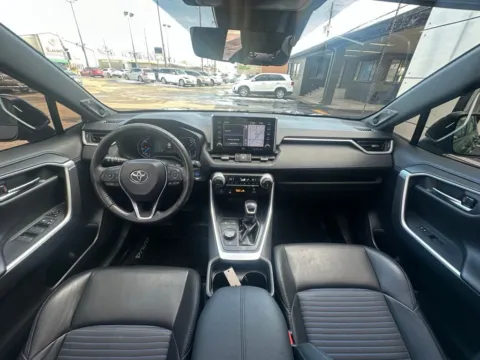 Photos of 2020 Toyota RAV4 Hybrid XSE for sale in Indianapolis, IN at AutoGiant USA Indianapolis