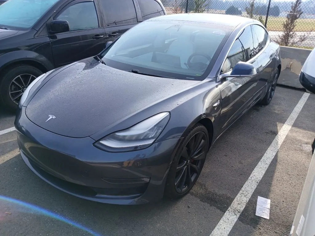 2020 Tesla Model 3 Base's photo