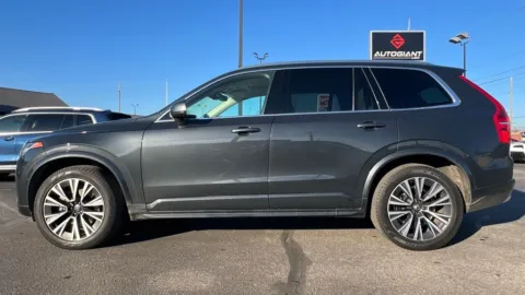 Another view of 2022 Volvo XC90 T5 Momentum for sale in Indianapolis, IN at AutoGiant USA Indianapolis