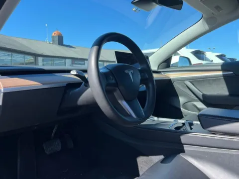 Photos of 2022 Tesla Model 3 Long Range for sale in Indianapolis, IN at AutoGiant USA Indianapolis