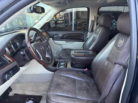 Another view of 2010 Cadillac Escalade ESV Platinum Edition for sale in Indianapolis, IN at AutoGiant USA Indianapolis