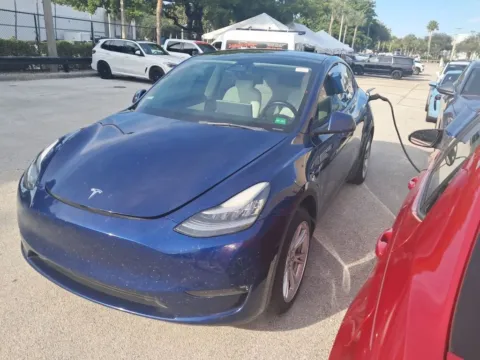 Blue 2021 Tesla Model Y Standard Range for sale in Indianapolis, IN