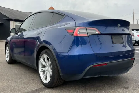 More photos of 2021 Tesla Model Y Standard Range at AutoGiant USA Indianapolis, IN