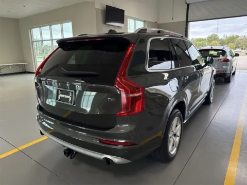 Another view of 2018 Volvo XC90 T5 Momentum 5P for sale in Indianapolis, IN at AutoGiant USA Indianapolis
