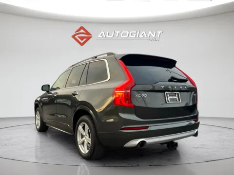 More photos of 2018 Volvo XC90 T5 Momentum 5P at AutoGiant USA Indianapolis, IN