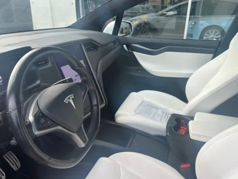 Photos of 2021 Tesla Model X Performance for sale in Indianapolis, IN at AutoGiant USA Indianapolis