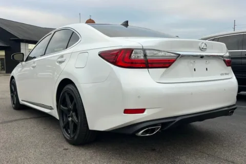 More photos of 2016 Lexus ES 350 at AutoGiant USA Indianapolis, IN