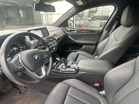 Photos of 2019 BMW X4 xDrive30i for sale in Indianapolis, IN at AutoGiant USA Indianapolis