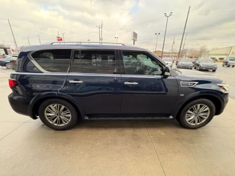 More photos of 2018 INFINITI QX80 at AutoGiant USA Indianapolis, IN