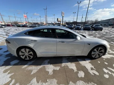 More photos of 2021 Tesla Model S Long Range at AutoGiant USA Indianapolis, IN