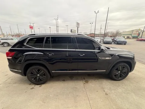 More photos of 2018 Volkswagen Atlas SEL Premium at AutoGiant USA Indianapolis, IN