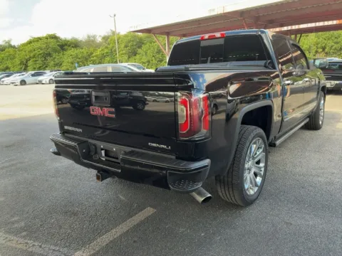 More photos of 2017 GMC Sierra 1500 Denali at AutoGiant USA Indianapolis, IN