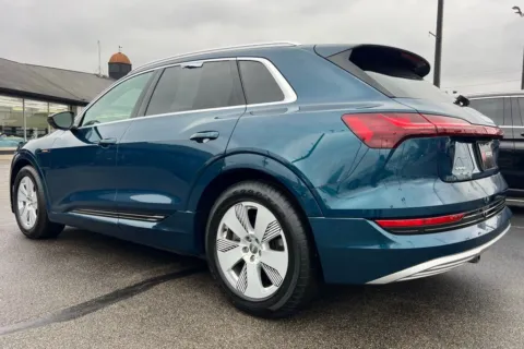 More photos of 2019 Audi e-tron Prestige at AutoGiant USA Indianapolis, IN