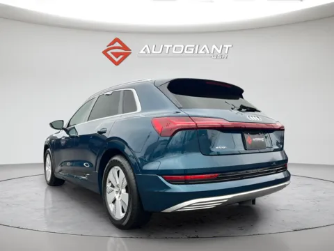 More photos of 2019 Audi e-tron Prestige at AutoGiant USA Indianapolis, IN