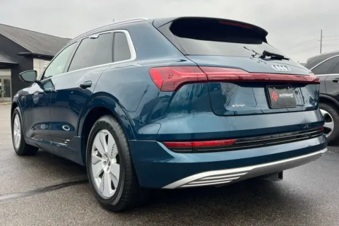 More photos of 2019 Audi e-tron Prestige at AutoGiant USA Indianapolis, IN