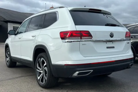More photos of 2021 Volkswagen Atlas 2.0T SEL Premium at AutoGiant USA Indianapolis, IN