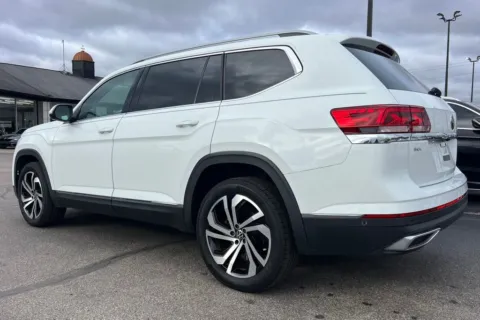 More photos of 2021 Volkswagen Atlas 2.0T SEL Premium at AutoGiant USA Indianapolis, IN