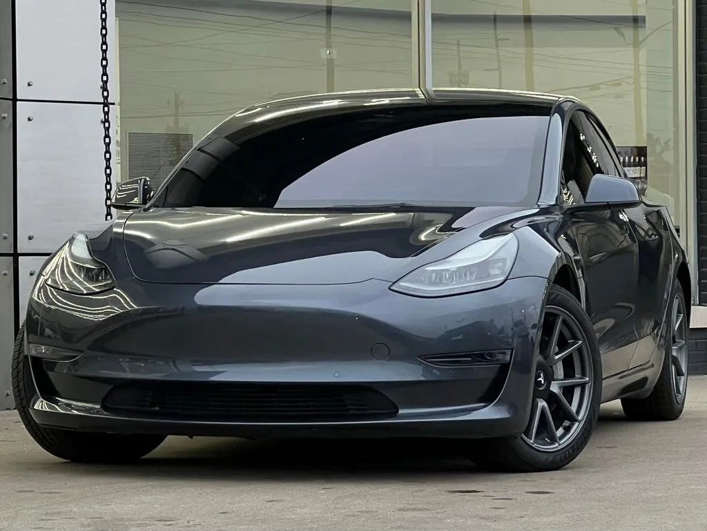 2022 Tesla Model 3 Long Range's photo