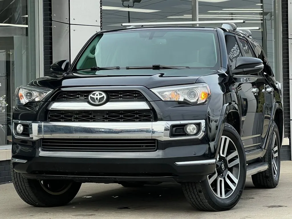 Black 2018 Toyota 4Runner Limited for sale in Indianapolis, IN