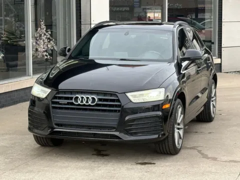 Black 2017 Audi Q3 2.0T Prestige for sale in Indianapolis, IN