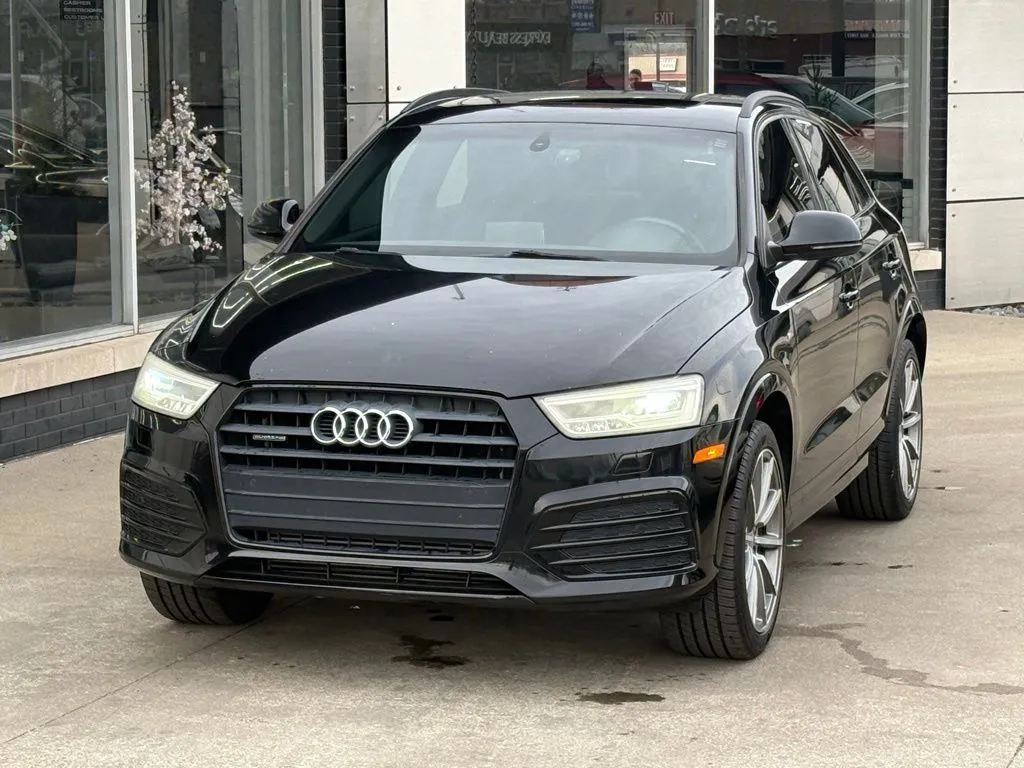 Black 2017 Audi Q3 2.0T Prestige for sale in Indianapolis, IN
