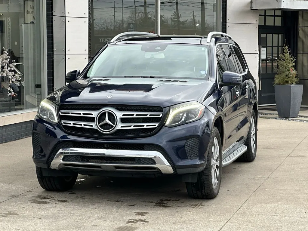 2019 Mercedes-Benz GLS-Class GLS450's photo