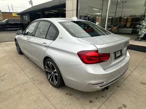 More photos of 2018 BMW 3 Series 330e iPerformance at AutoGiant USA Indianapolis, IN