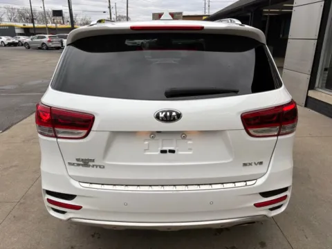 More photos of 2018 Kia Sorento SX at AutoGiant USA Indianapolis, IN