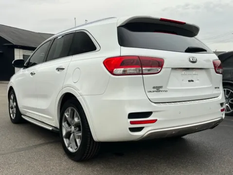 More photos of 2018 Kia Sorento SX at AutoGiant USA Indianapolis, IN