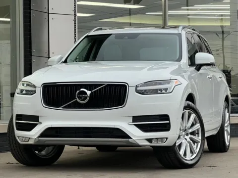 White 2017 Volvo XC90 T5 Momentum for sale in Indianapolis, IN