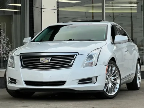 White 2016 Cadillac XTS Platinum for sale in Indianapolis, IN