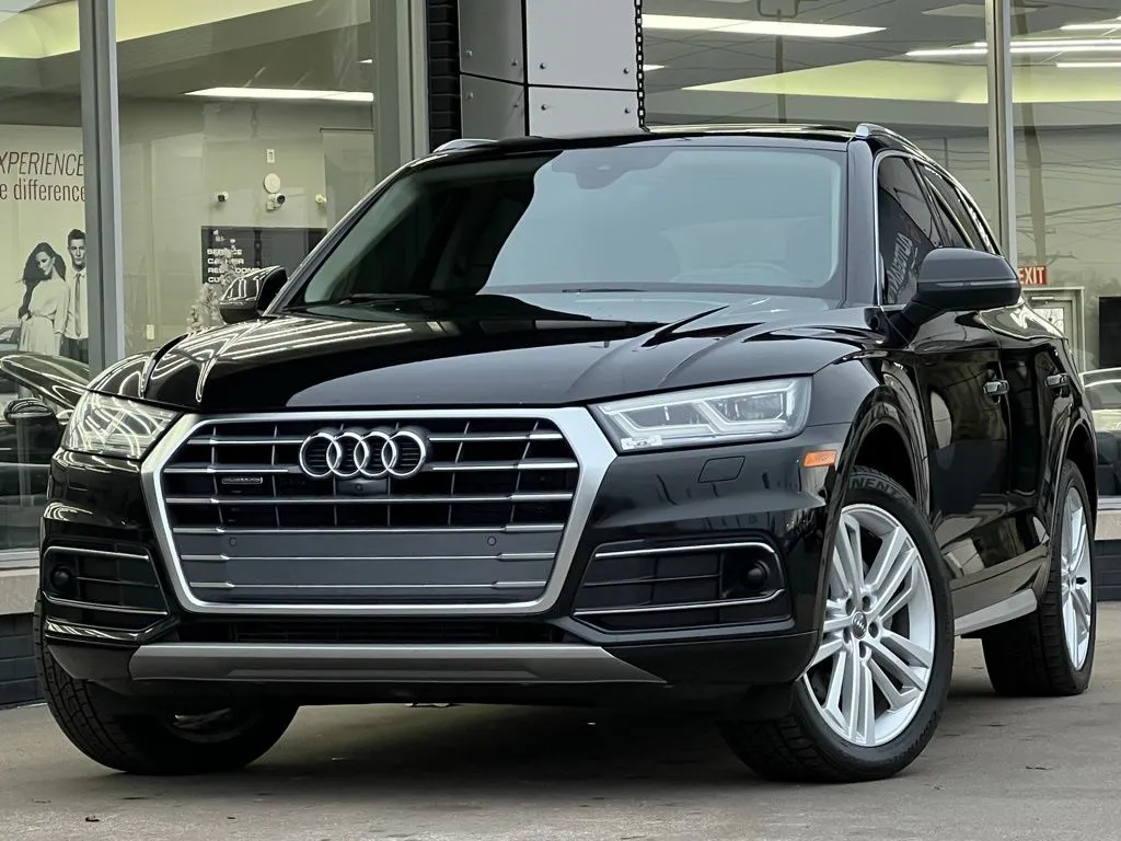 2019 Audi Q5 45 Prestige's photo